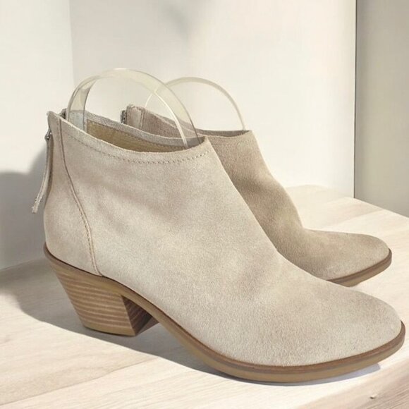 Dolce Vita Erika Suede Booties Beige Size 6 - Picture 6 of 11